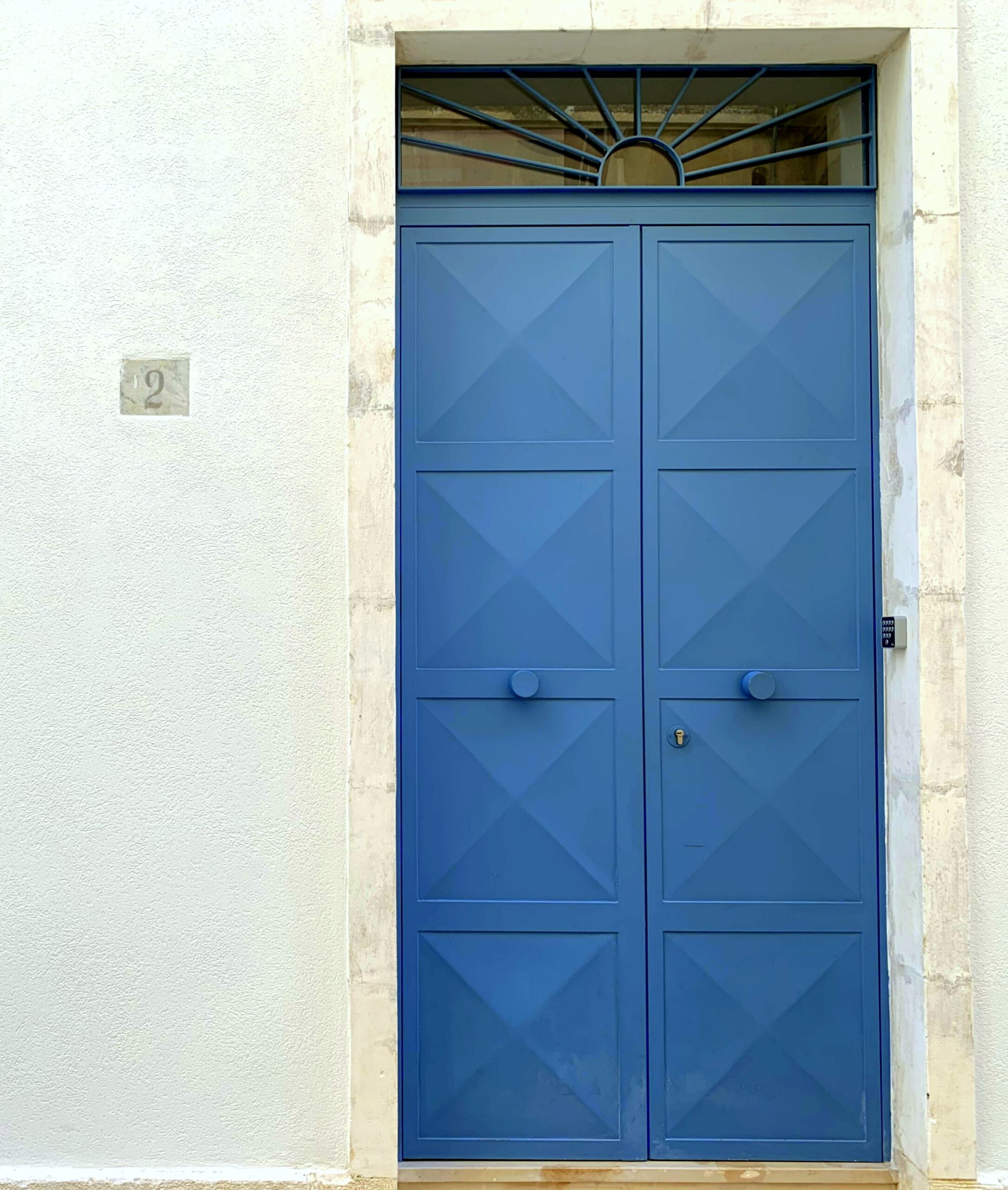 Unico_Art_Decor_outside_2
